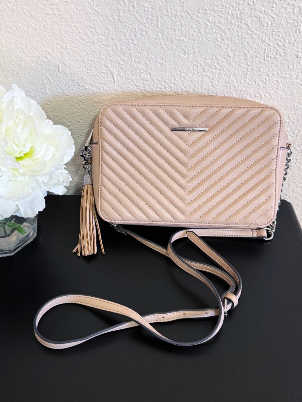 ALDO Andressera Nude Chevron Quilted Crossbody Bag NWOT